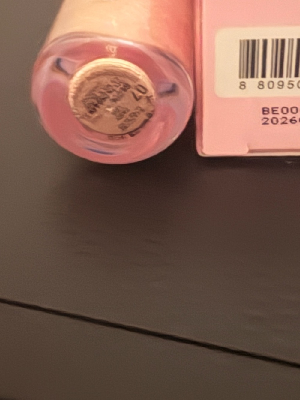 Shimmer Liquid Eyeshadow - Rose Gold - Picture 4 of 8